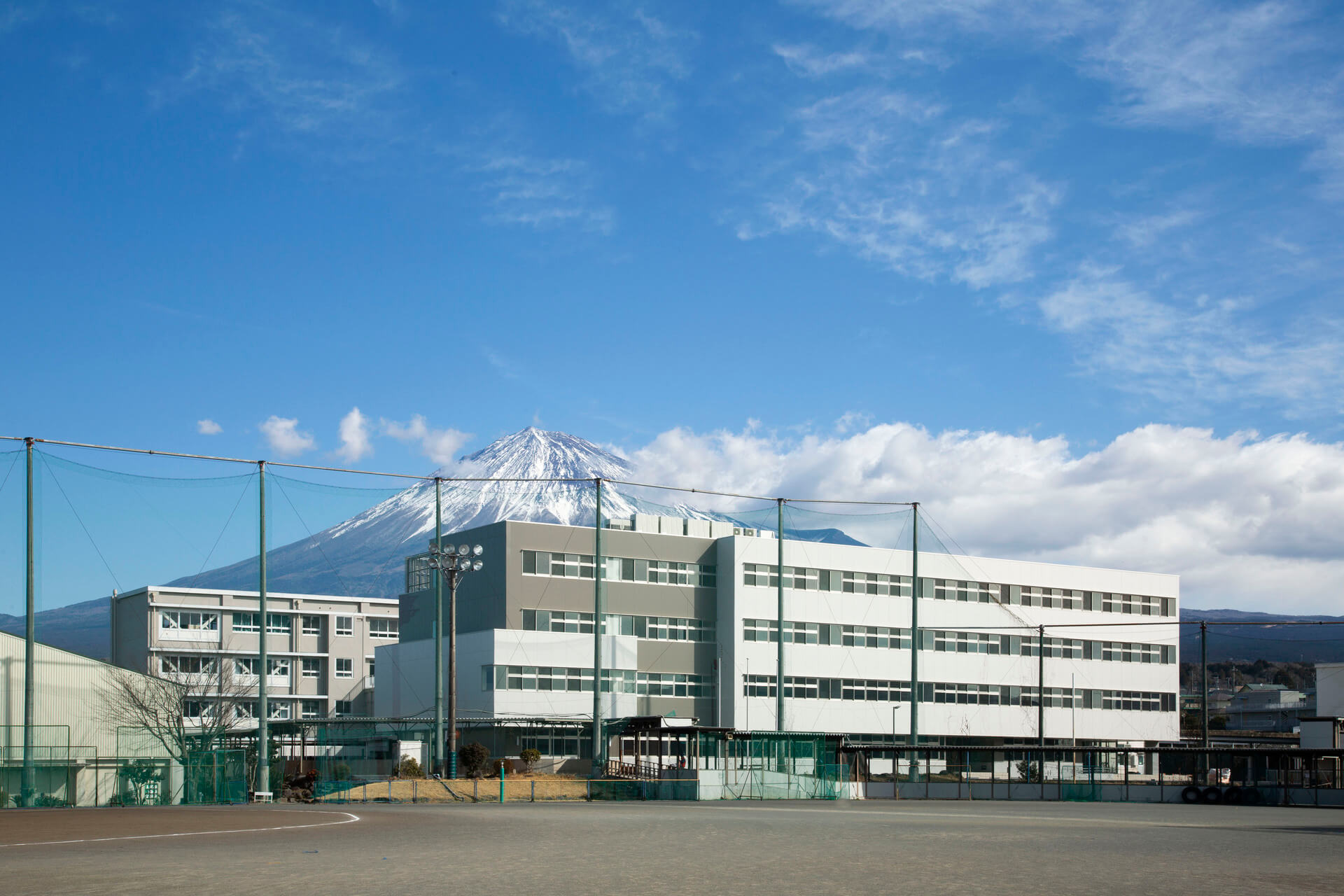 静岡県立富士宮東高等学校管理普通教室棟
