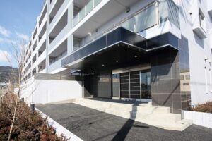 エンブルエバー富士松岡