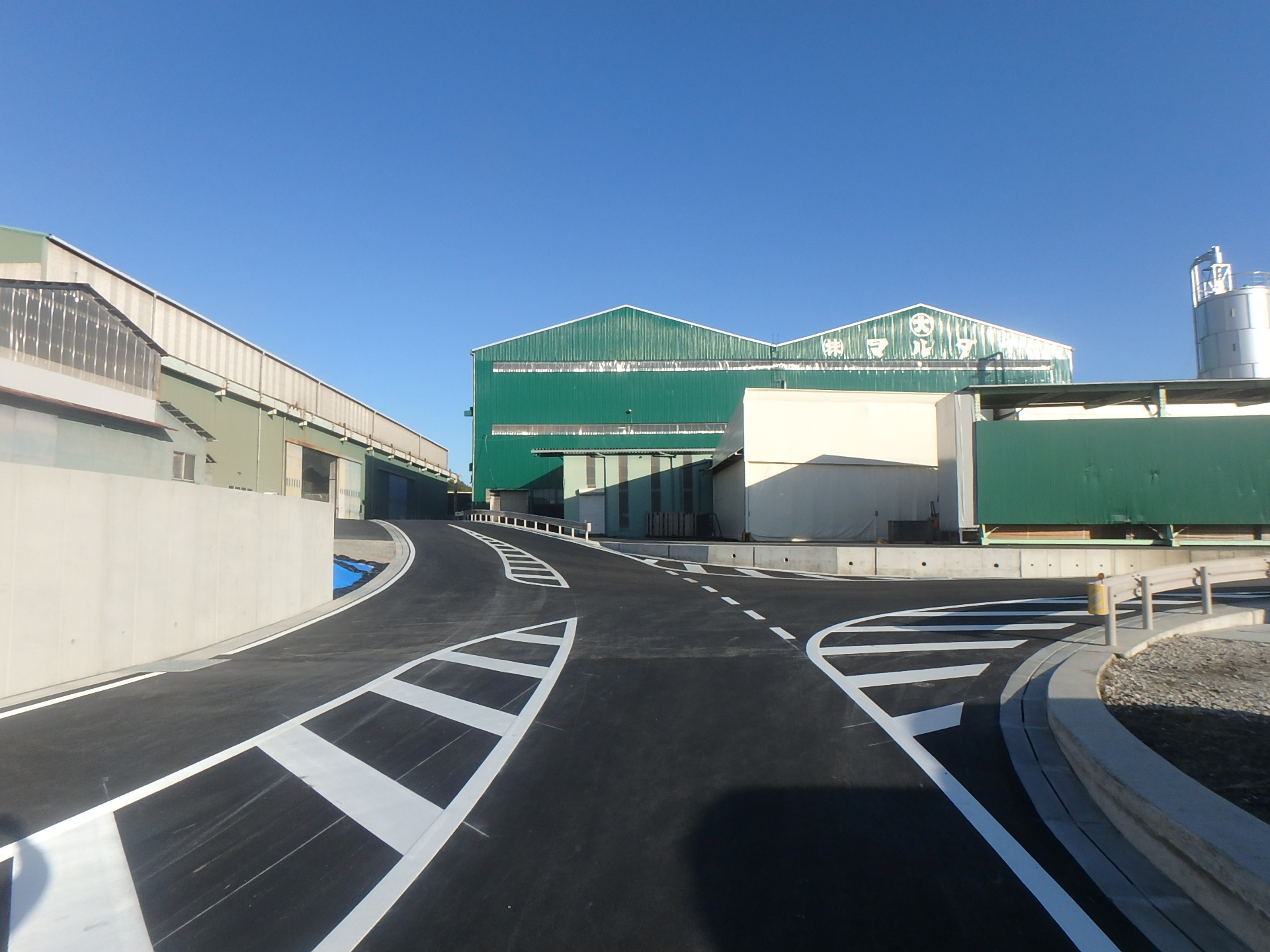 令和６年度　本市場大渕線（大淵横沢１０号線交差点）街路築造工事